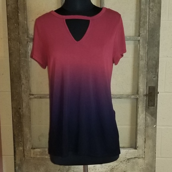 Rock & Republic Tops - Rock & Republic tee Size medium Burnt red purple